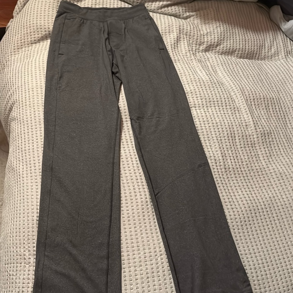 Lululemon Kung Fu Original Gray Sweatpants - Great condition